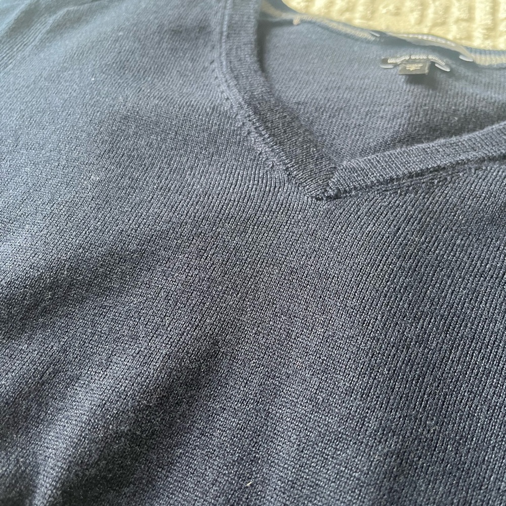 Sweater - Picture 3 of 3